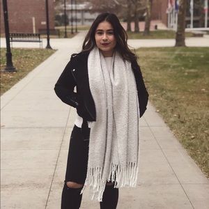 Meet your Posher, Sofia